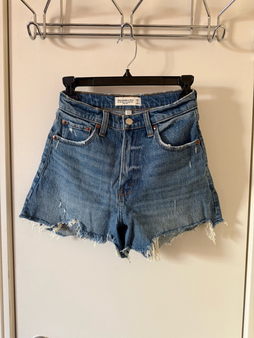 Abercrombie & Fitch Faded Blue 90s relaxed cutoff high-Rise Shorts curve love